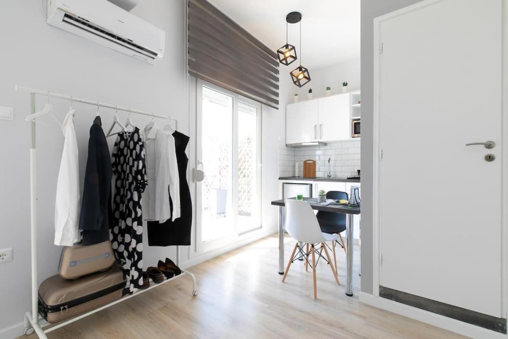 Luminous Studio In Plaka, Next To Syntagma Atenas Exterior foto